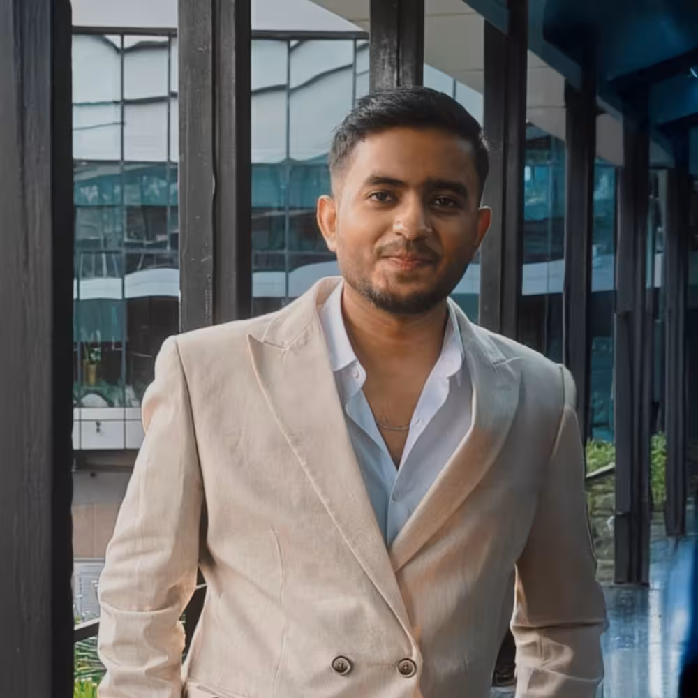 Anurag Ghosh, an Upwork awarded Product and Digital marketing consultant, smiling in a Digital Event.